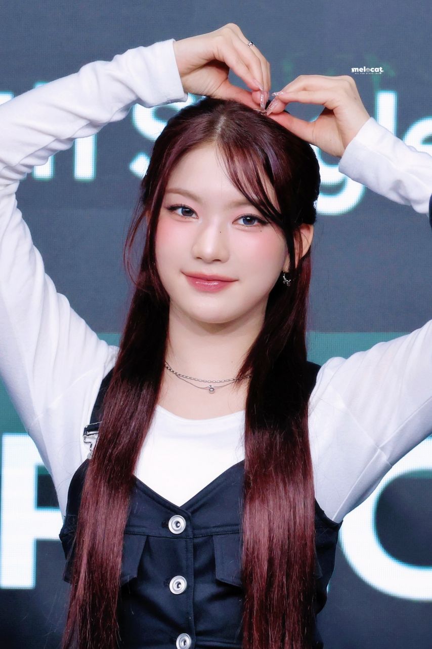 스테이씨 아이사