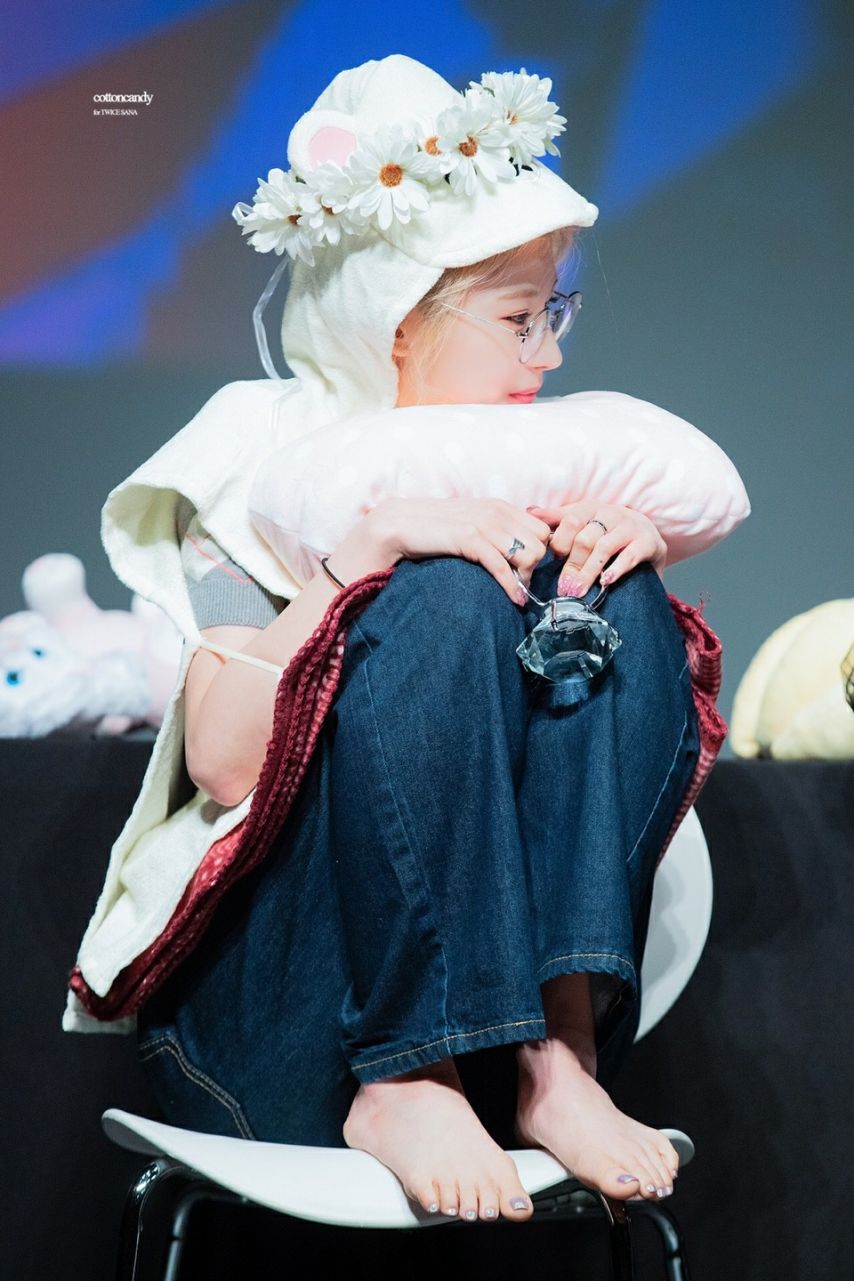 트와이스 사나