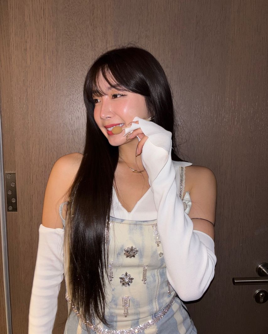 안지현