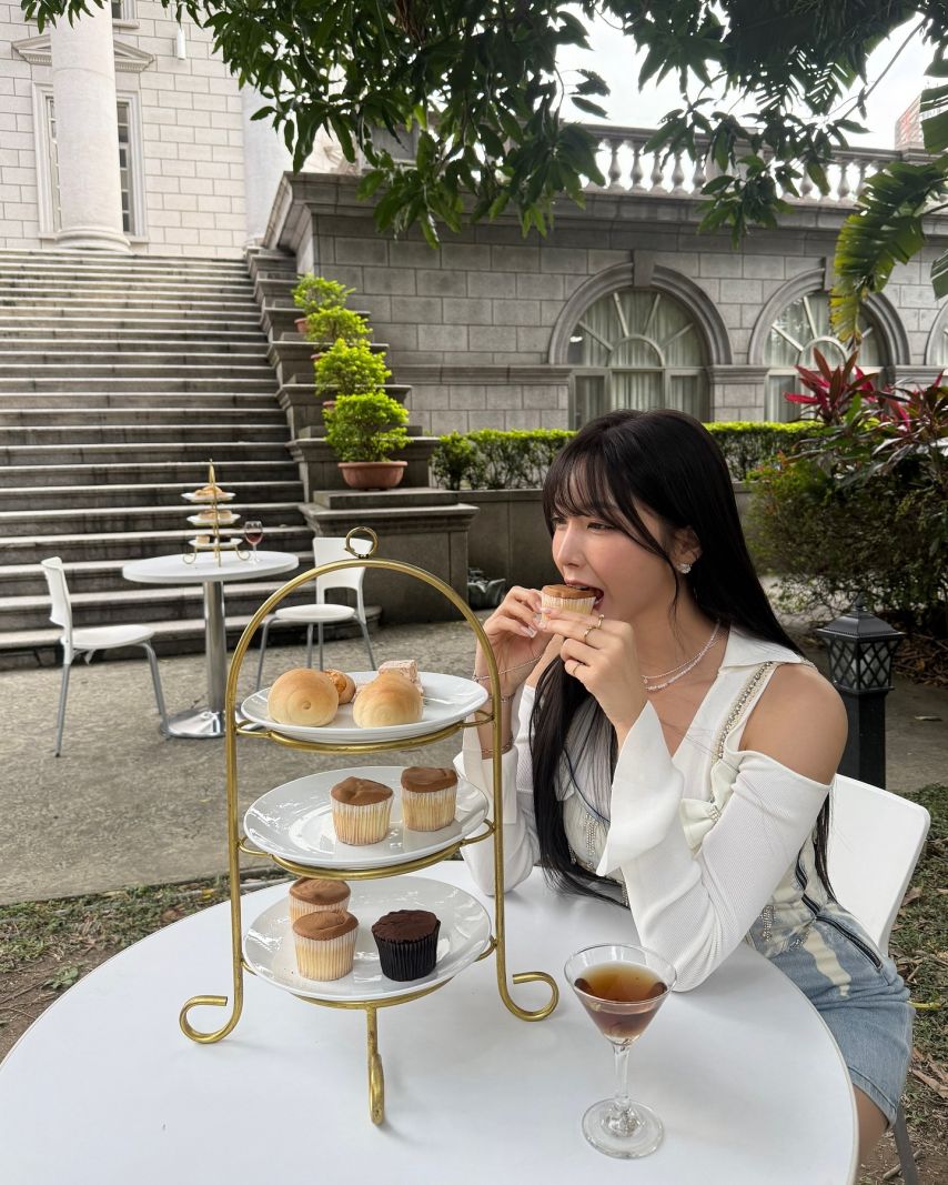 안지현