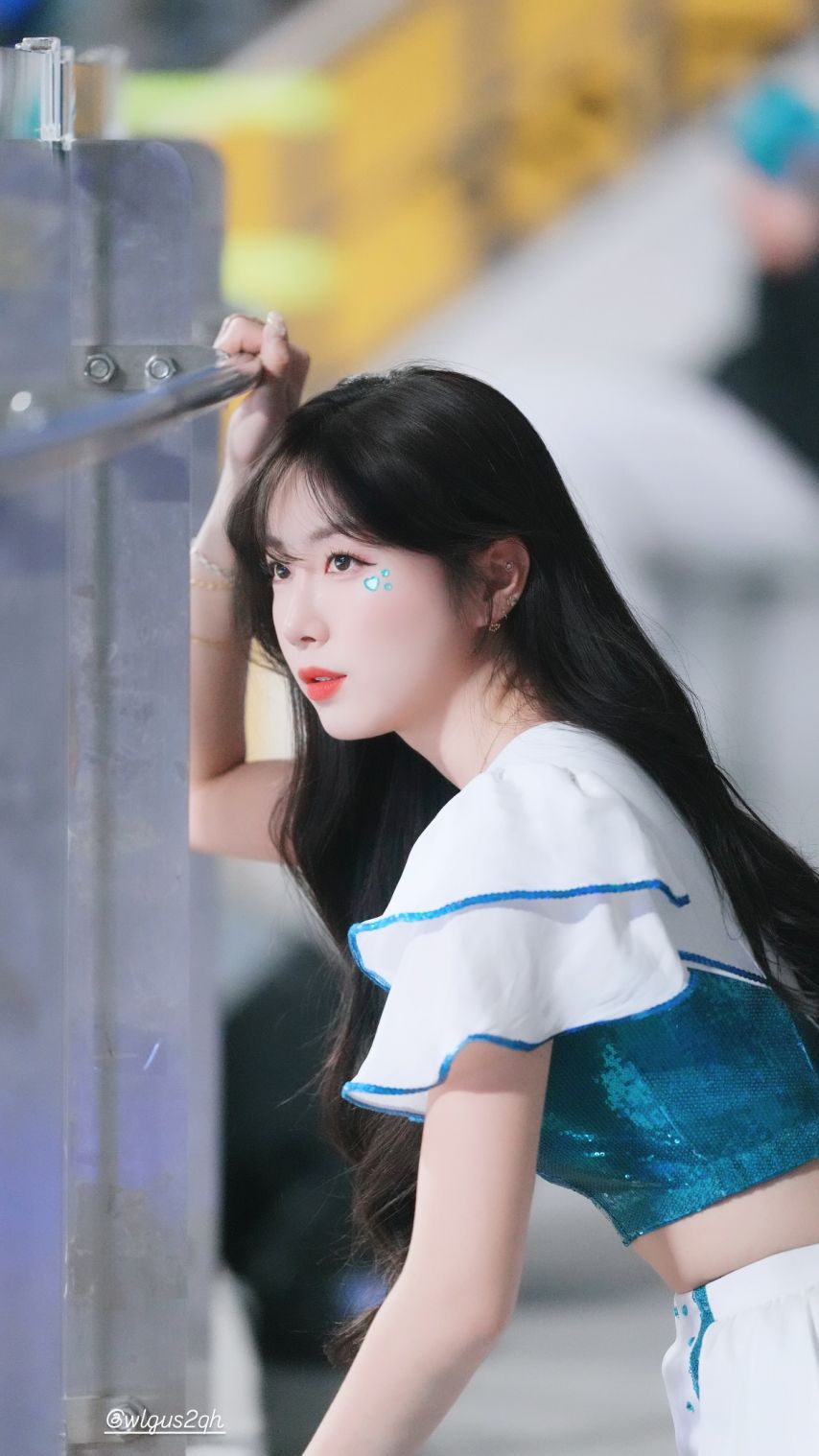 안지현