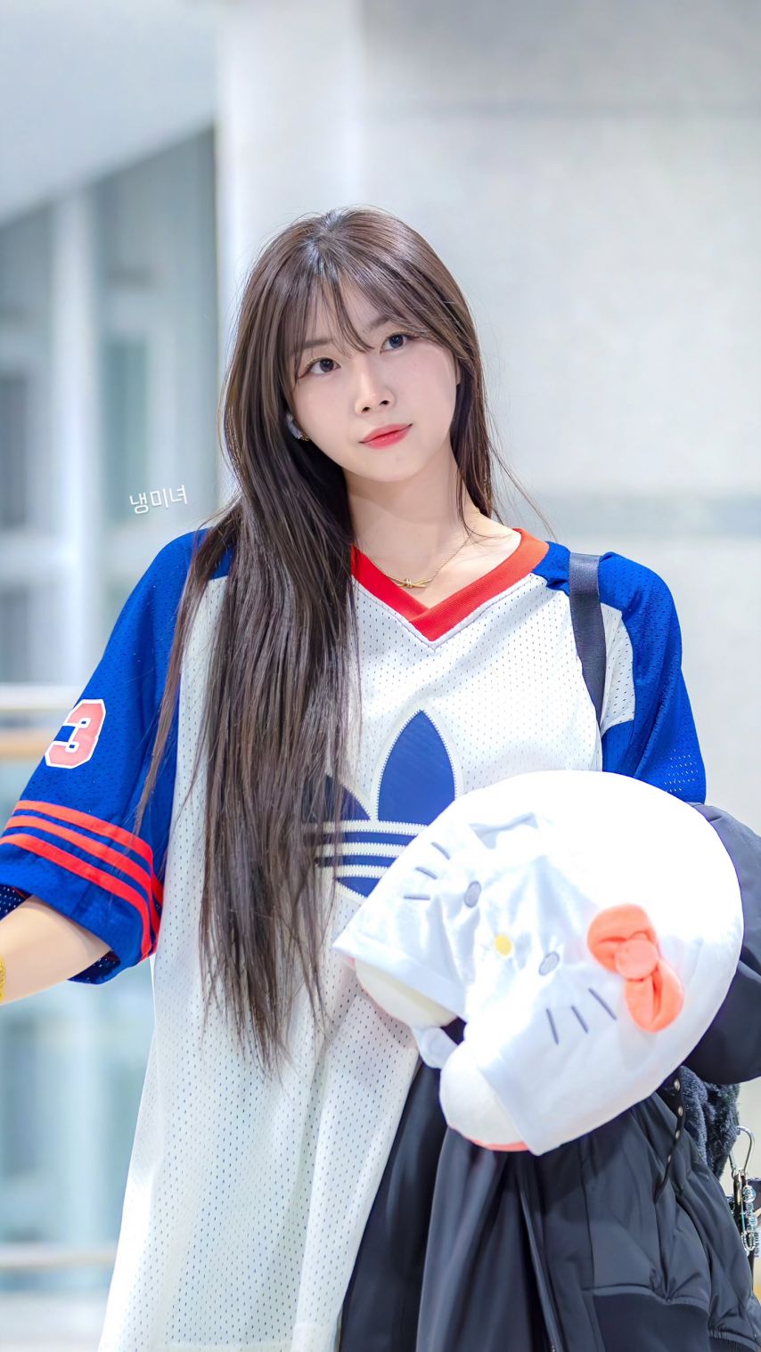 안지현