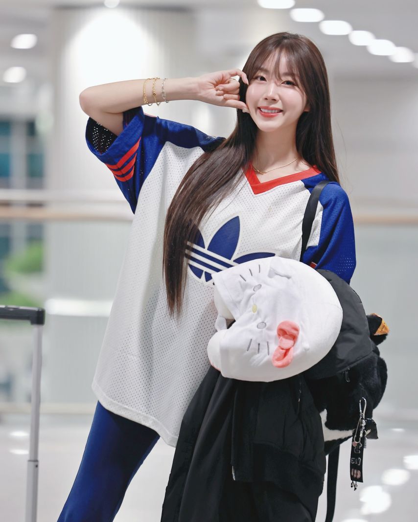 안지현