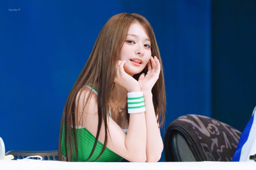 프로미스나인 이나경