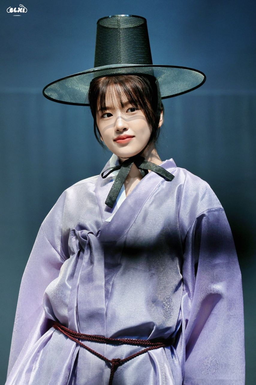 어제 아이브 안유진