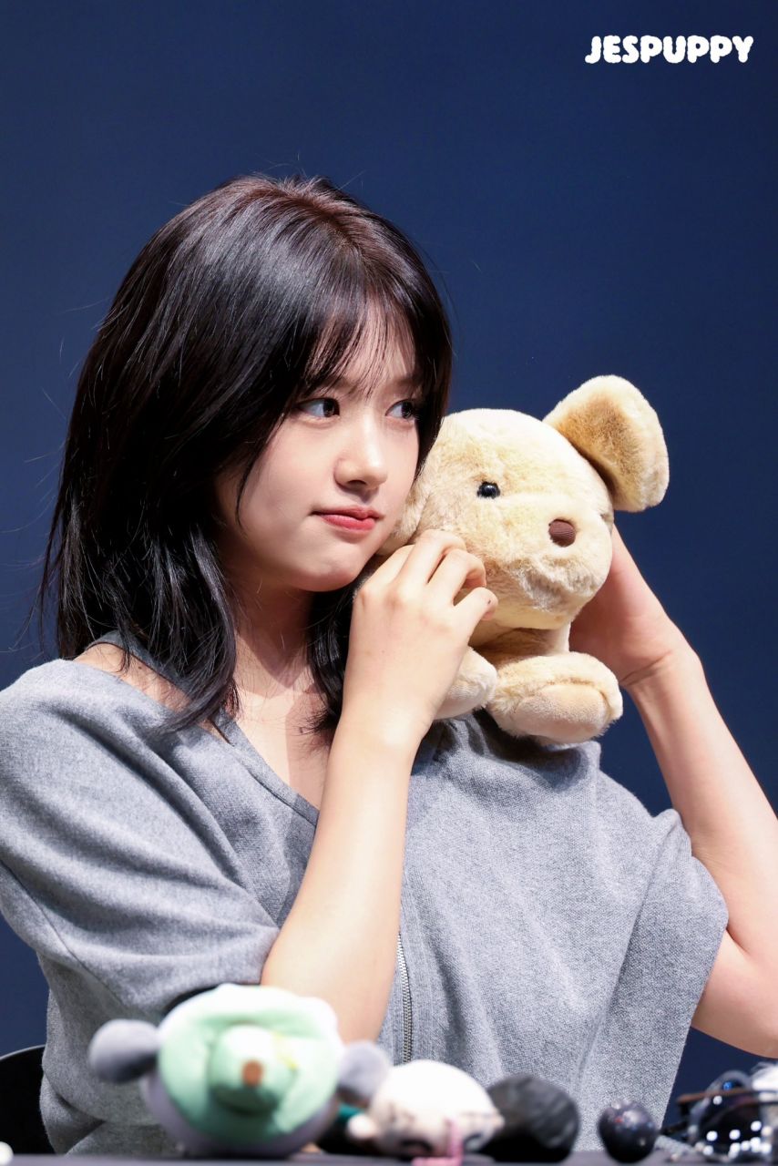 아이브 안유진