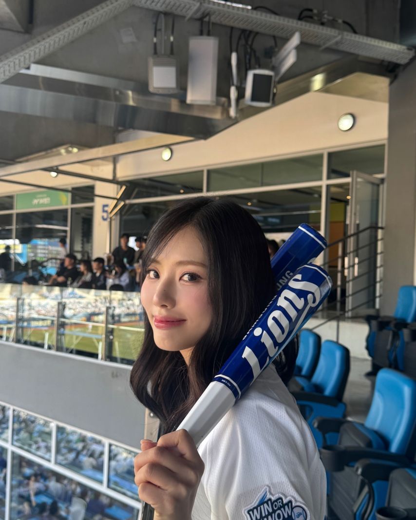 프로미스나인 송하영,박지원