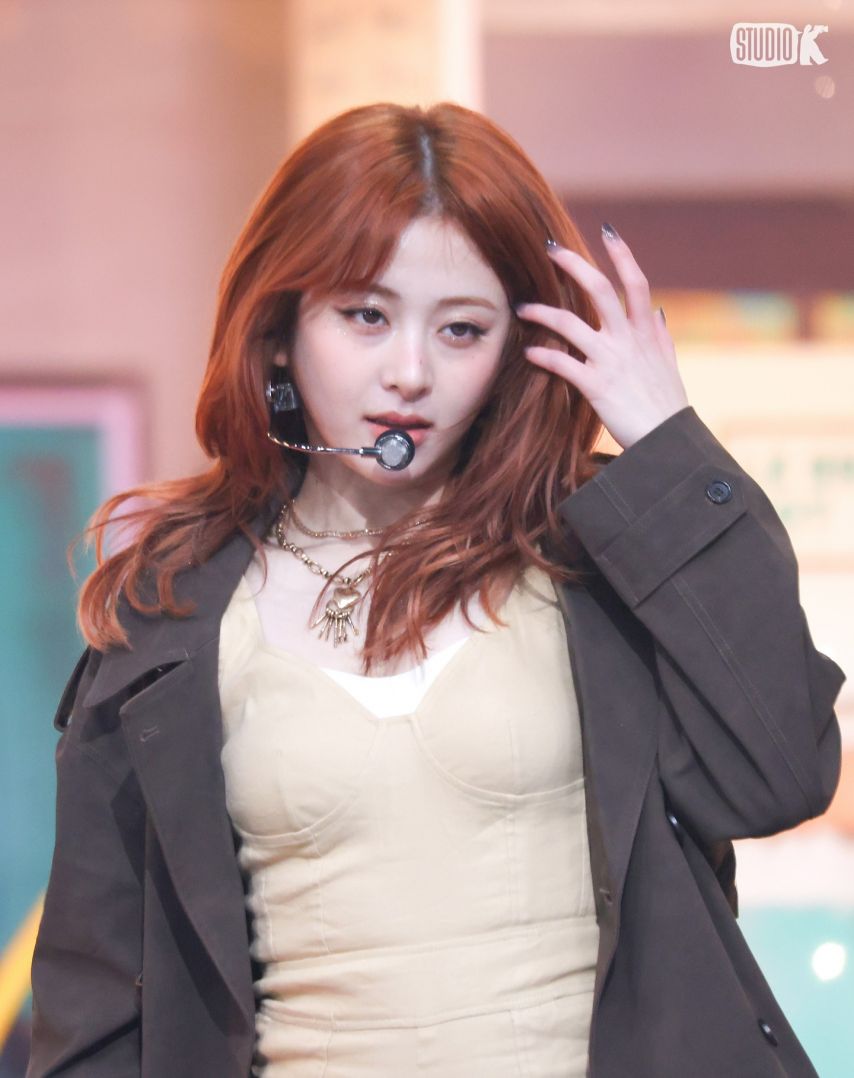 LESSERAFIM르세라핌 뮤직뱅크 금고털이