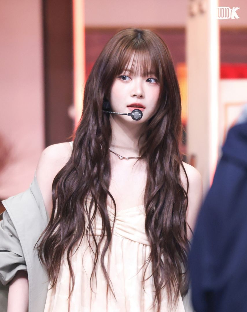 LESSERAFIM르세라핌 뮤직뱅크 금고털이