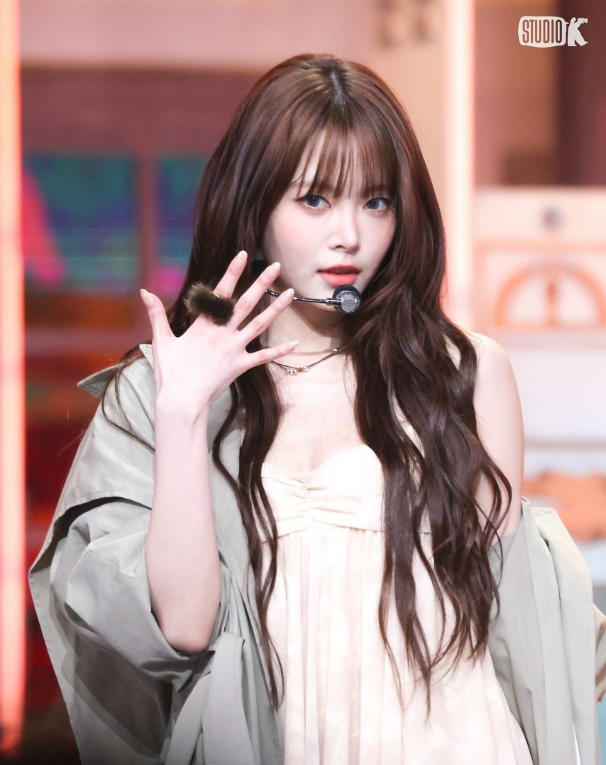LESSERAFIM르세라핌 뮤직뱅크 금고털이