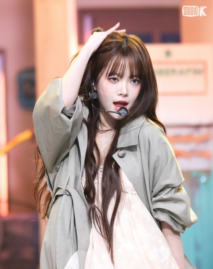 LESSERAFIM르세라핌 뮤직뱅크 금고털이