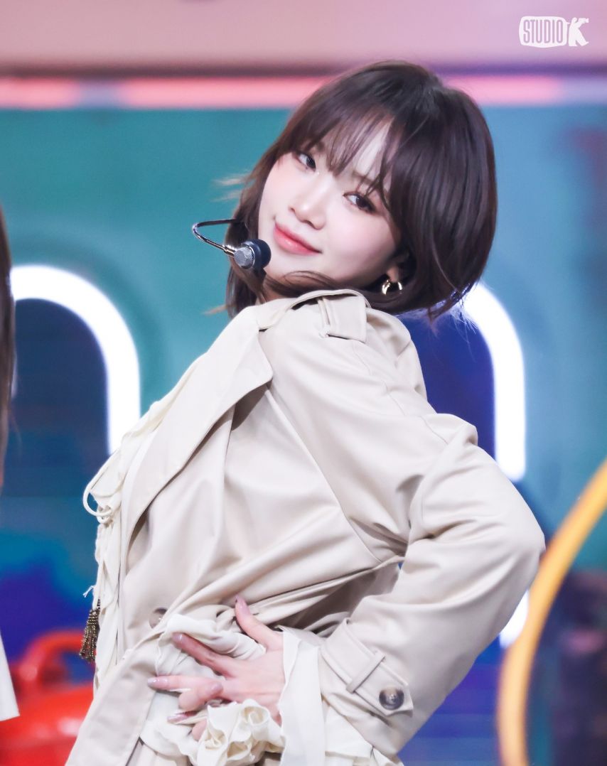LESSERAFIM르세라핌 뮤직뱅크 금고털이