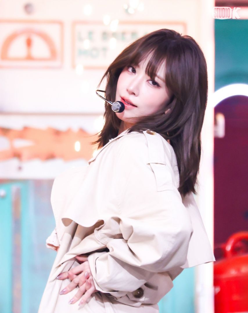 LESSERAFIM르세라핌 뮤직뱅크 금고털이