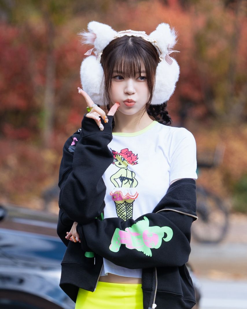 ILLIT(아일릿) 모카