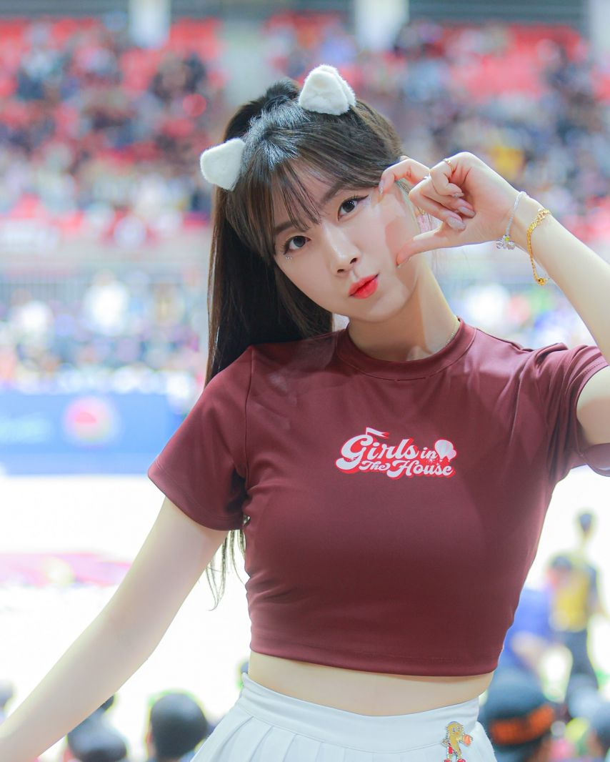 안지현