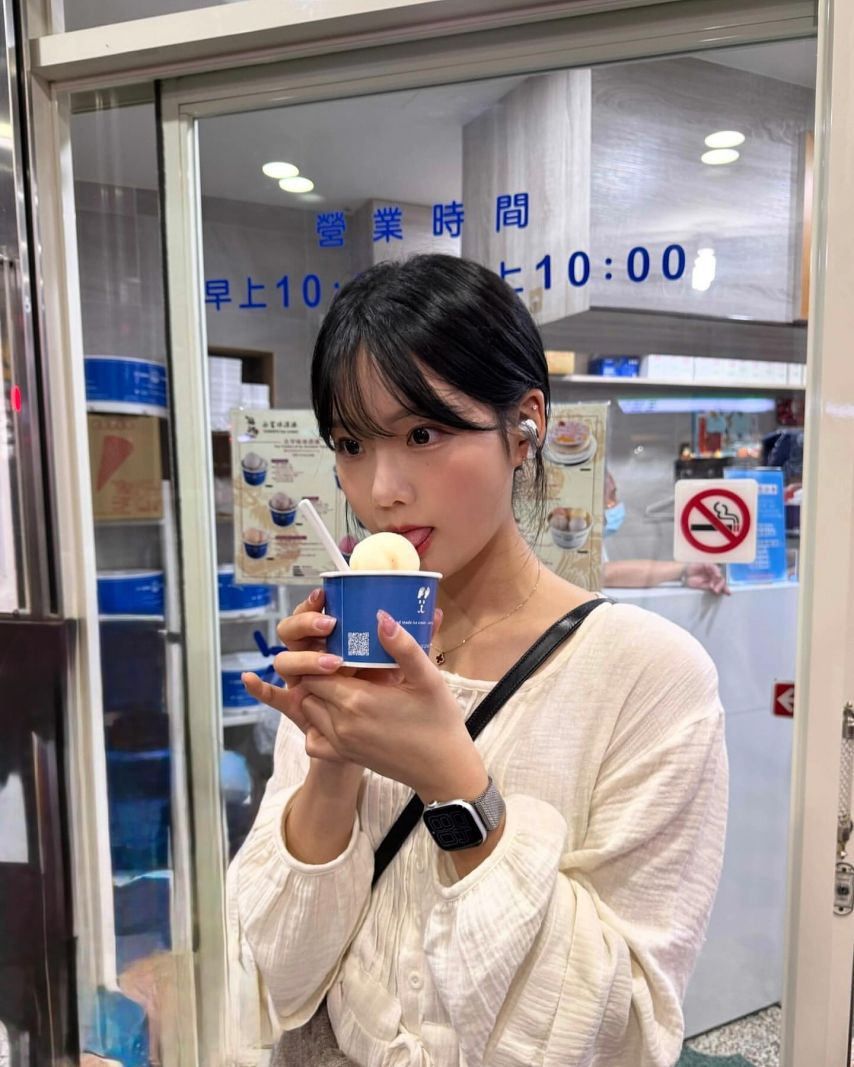 최홍라