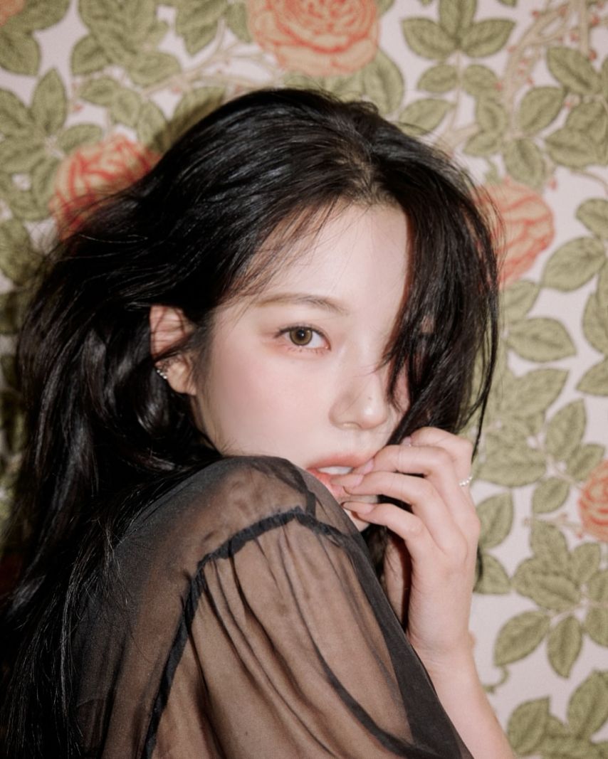 프로미스나인 백지헌