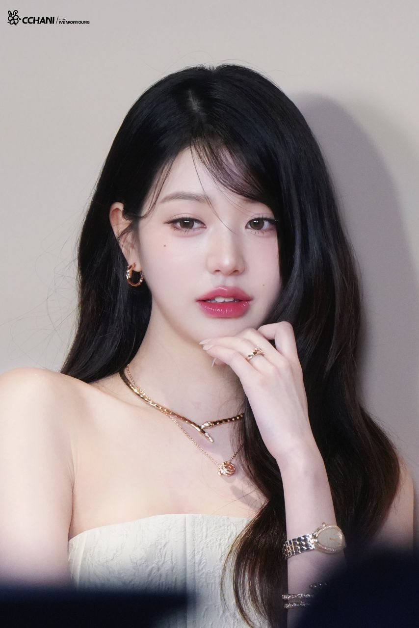 장원영 IVE아이브 250327