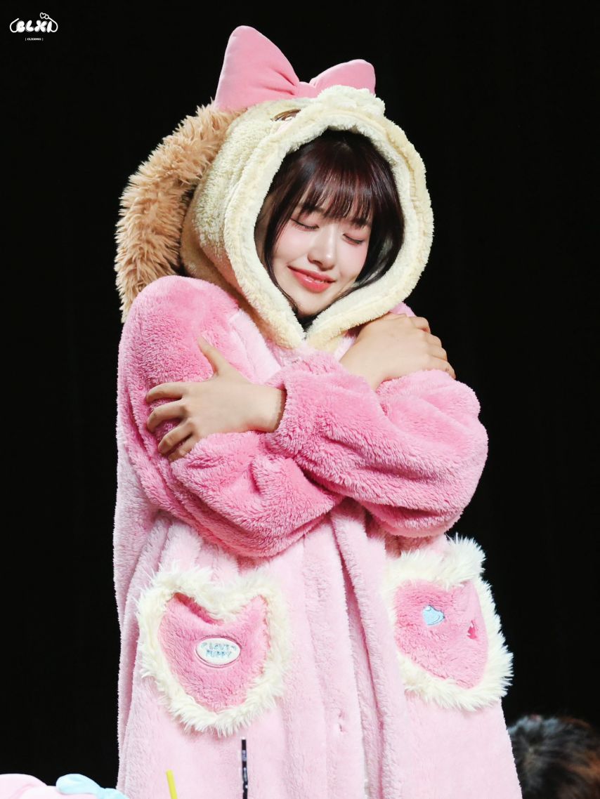 아이브 안유진