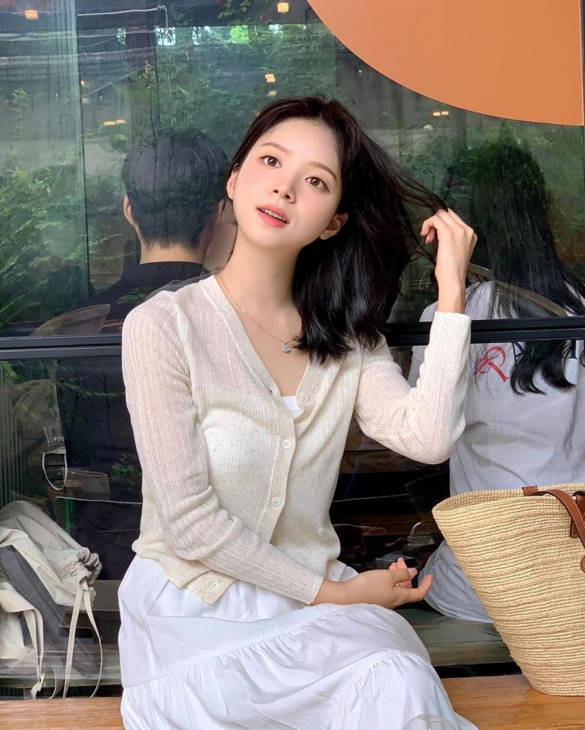 모델 김지영 (전 KAL승무원)
