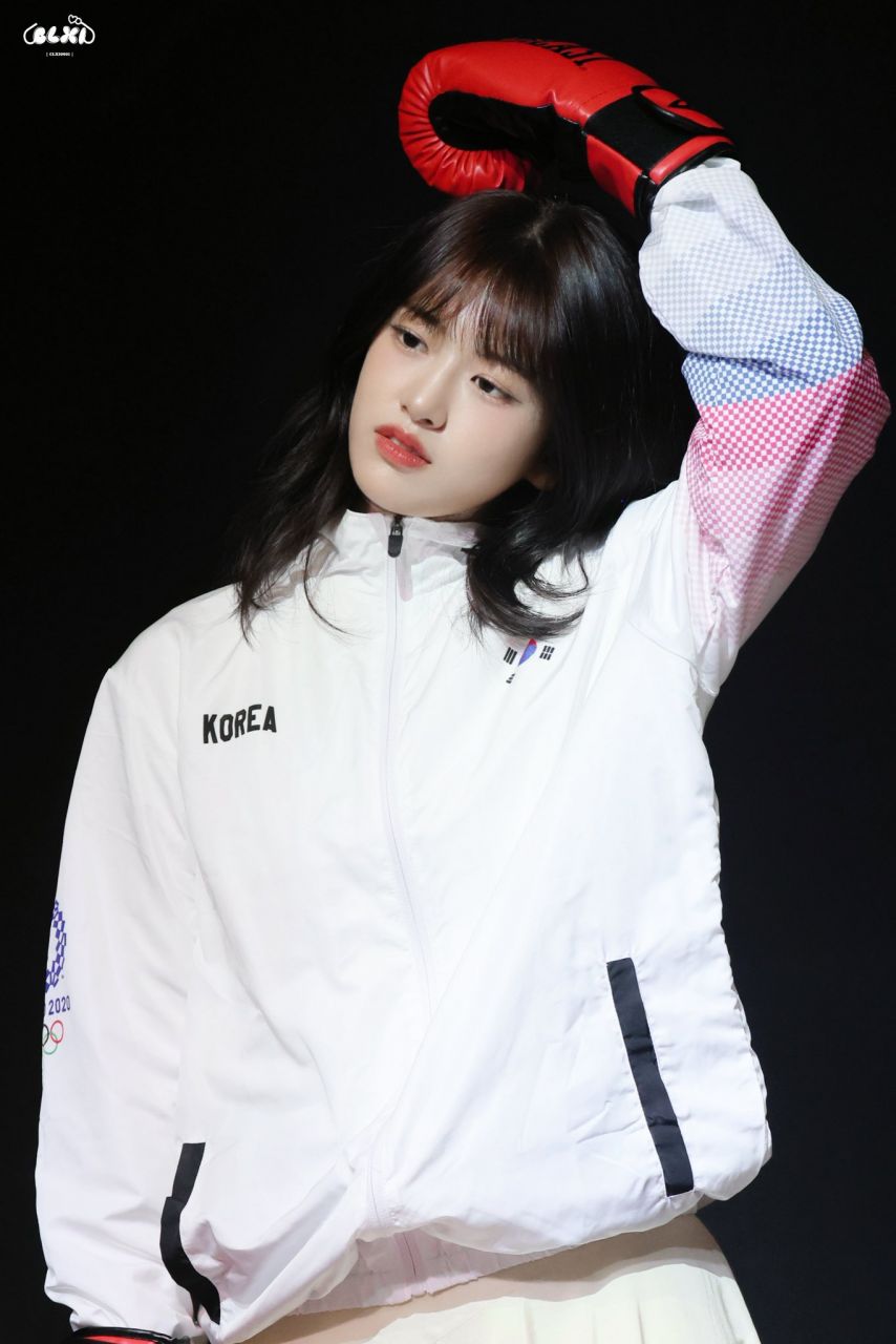 권투, 야구, 농구, 축구 다 하는 안유진..