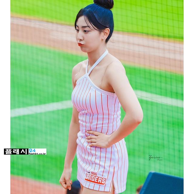 치어리더 목나경