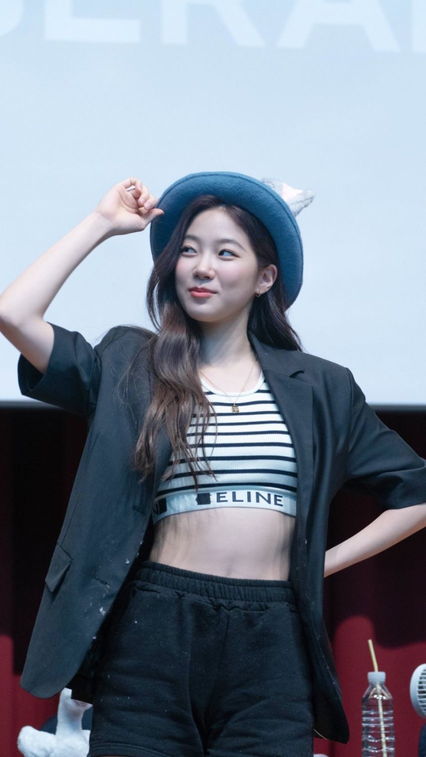 르세라핌 카즈하