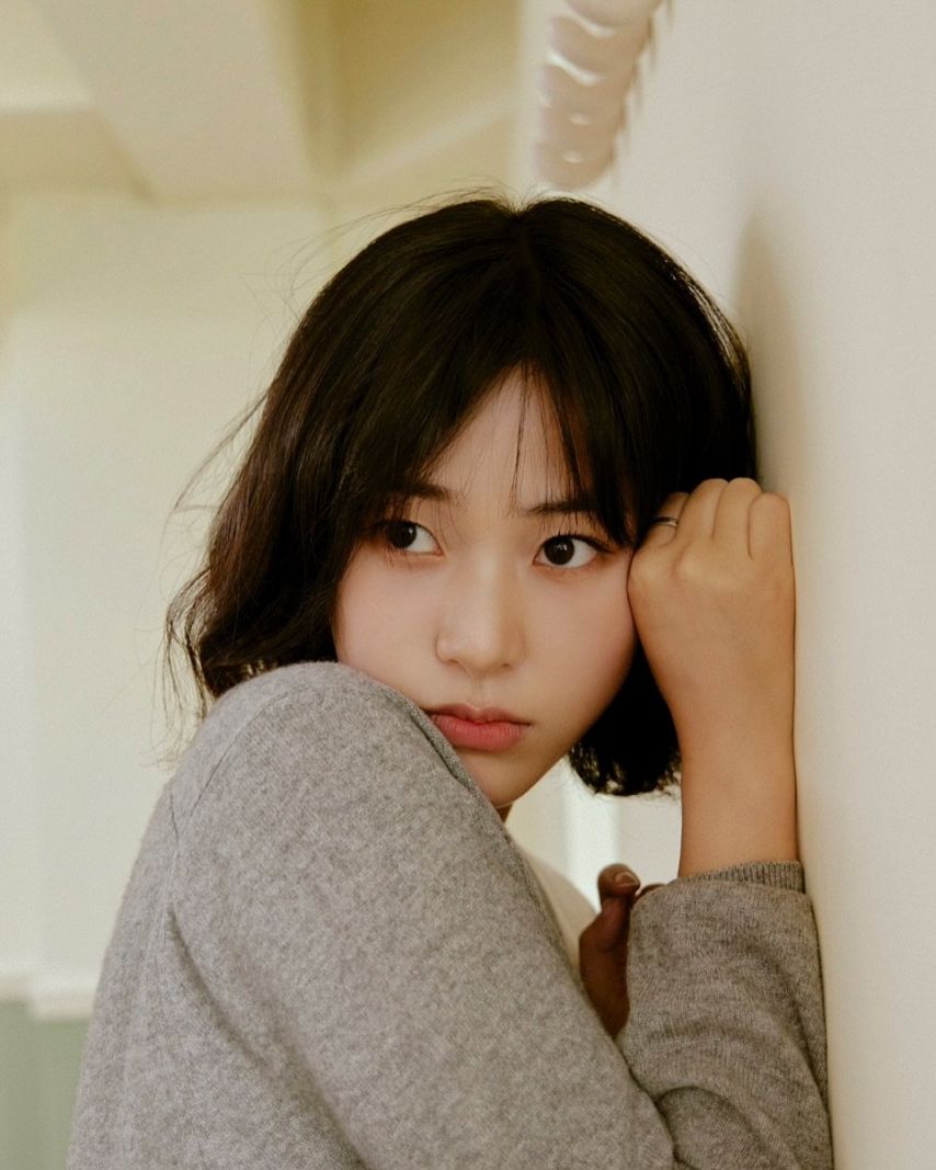 폭싹 속았수다에서 부현숙역을 한 배우 이수경 화보.jpg