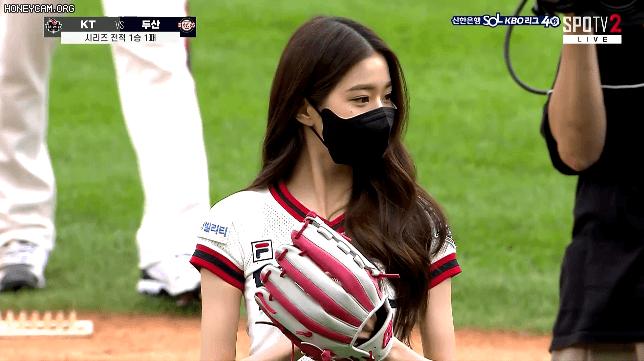 [아이브] 프로야구 개막 특집 장원영  시구
