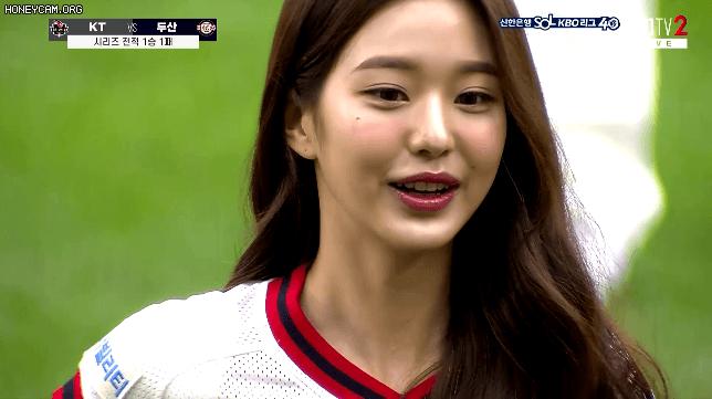 [아이브] 프로야구 개막 특집 장원영  시구