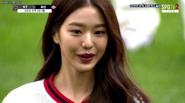 [아이브] 프로야구 개막 특집 장원영  시구