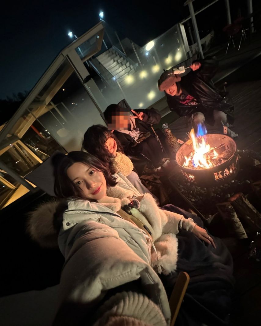 [아이즈원] 최예나  권은비