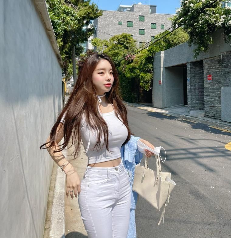 윤주
