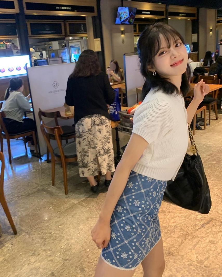 모델 김지영