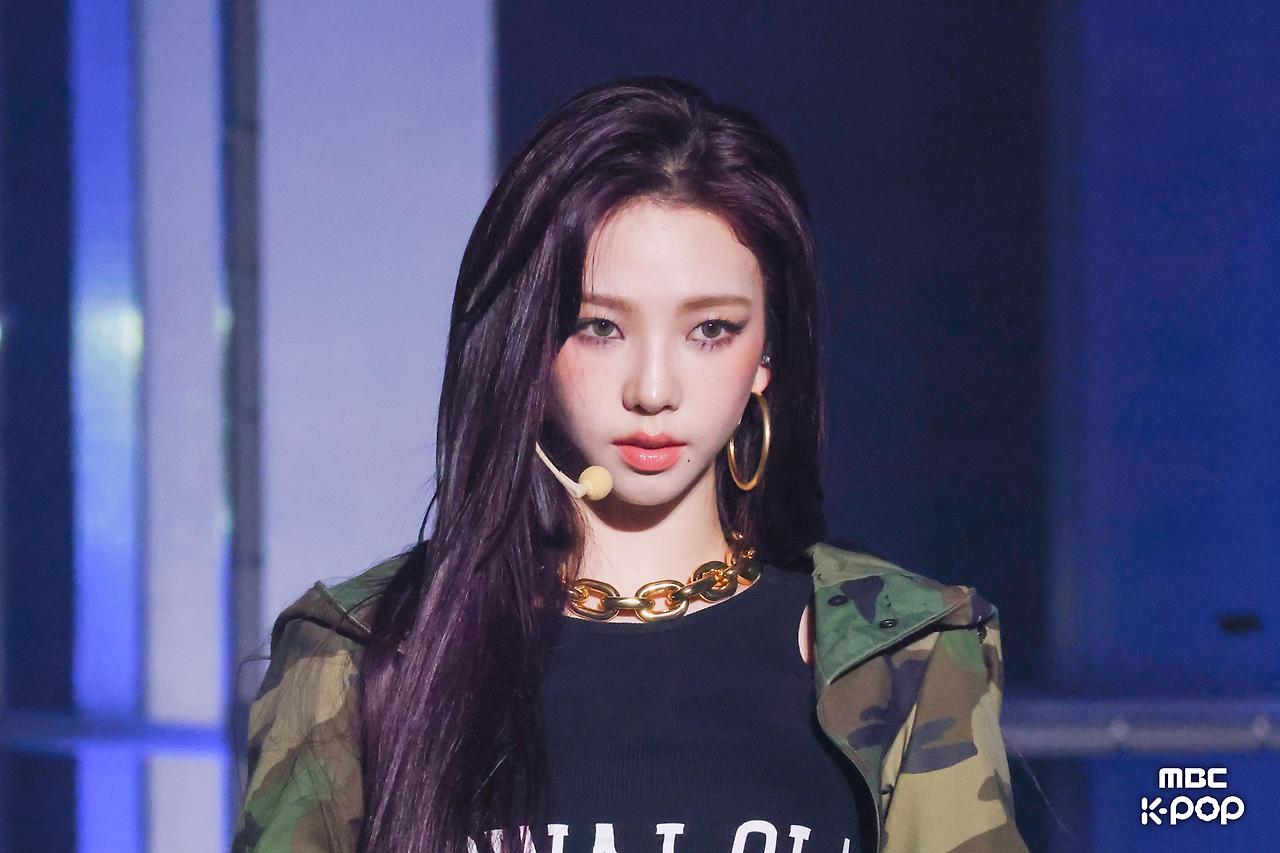 에스파 카리나