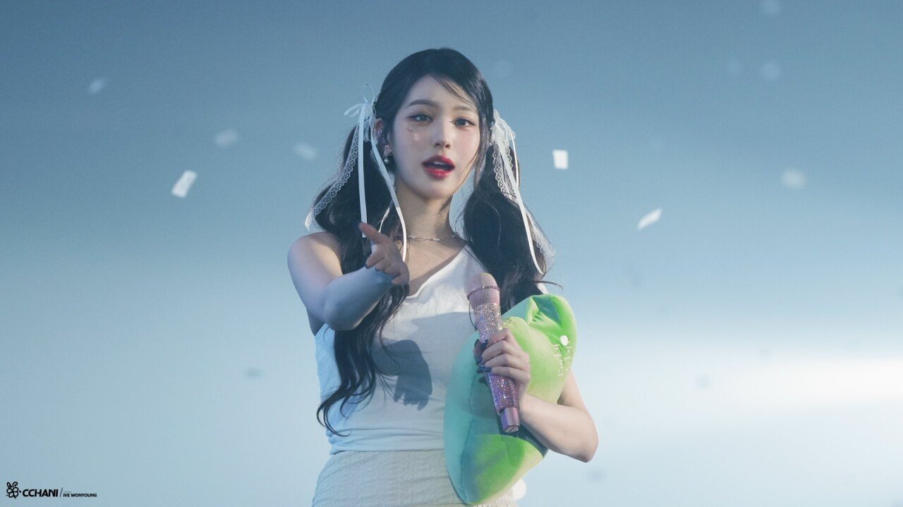 오늘자 아이브 팬콘 DAY 1 장원영 고화질 짤