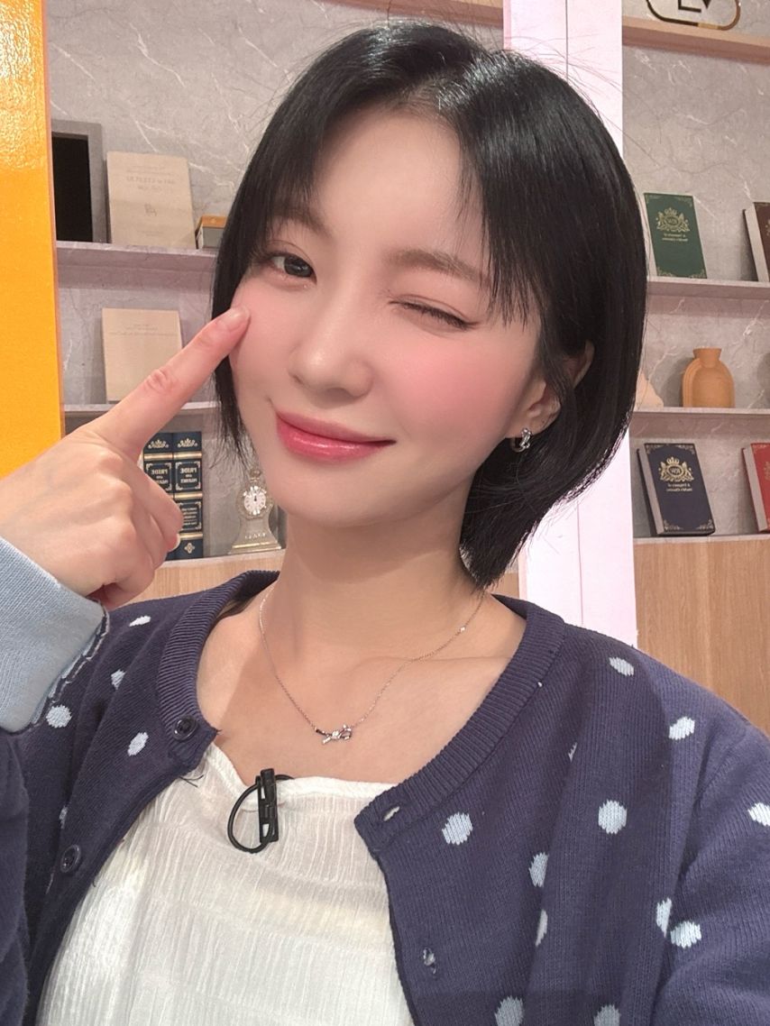 유빈_ 효정 오마이걸