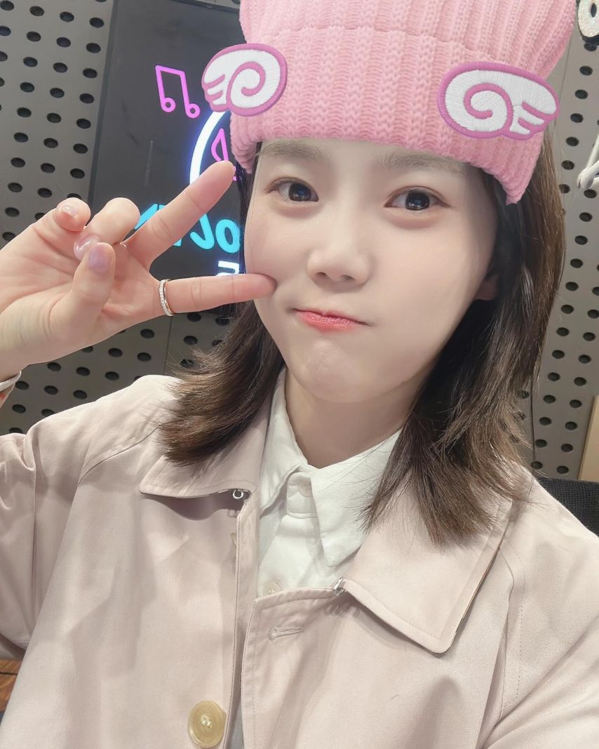 유빈_ 효정 오마이걸