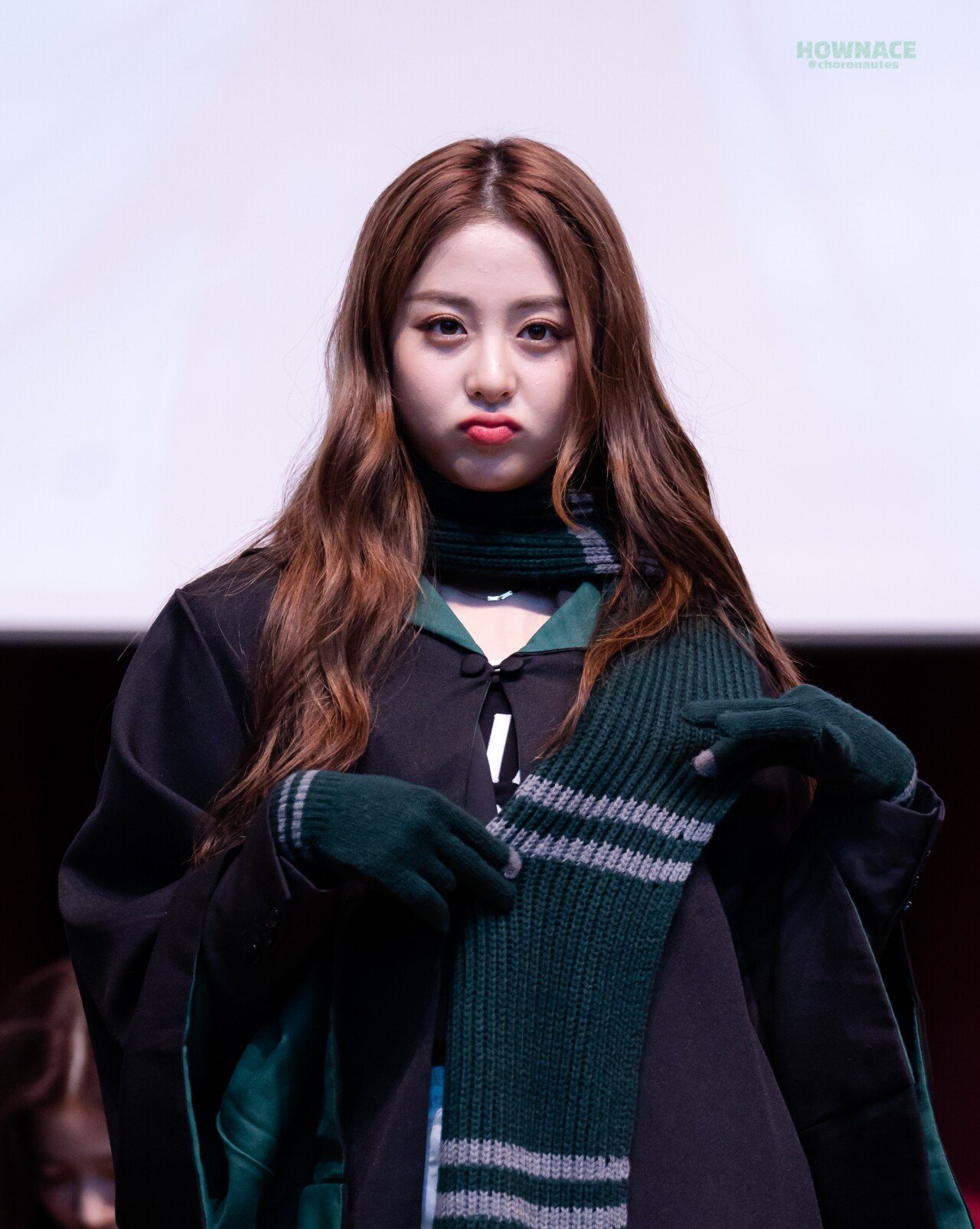 르세라핌 윤진