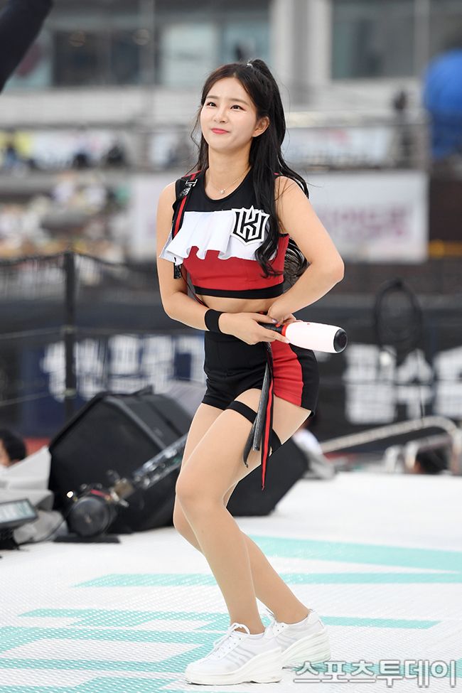 치어리더 김진아