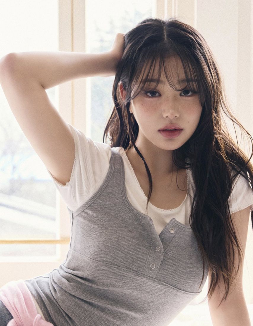 [아이브] 장원영 ..... 로라로라 25 Summer Collection