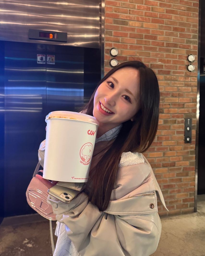 히토미,  쥬리, 에버글로우 시현