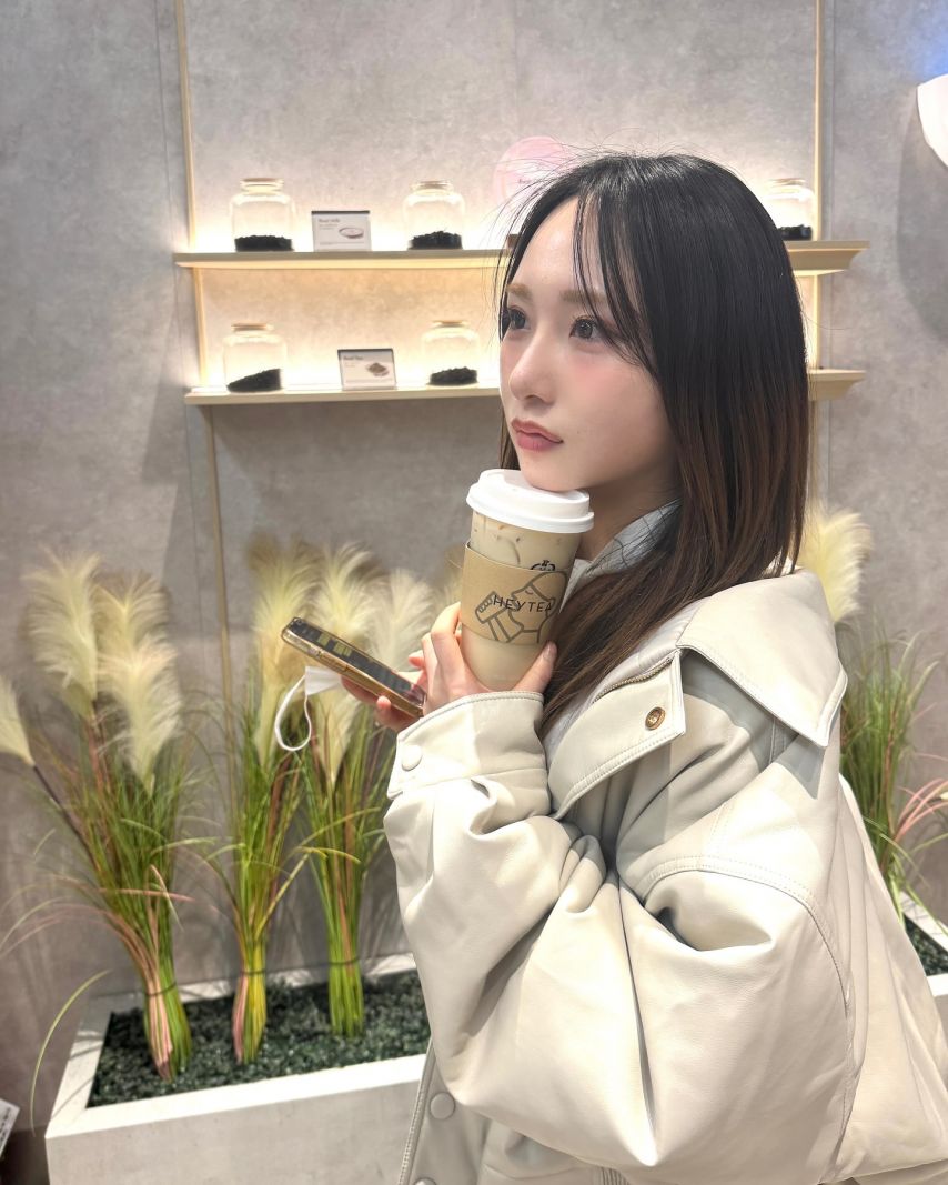 히토미,  쥬리, 에버글로우 시현