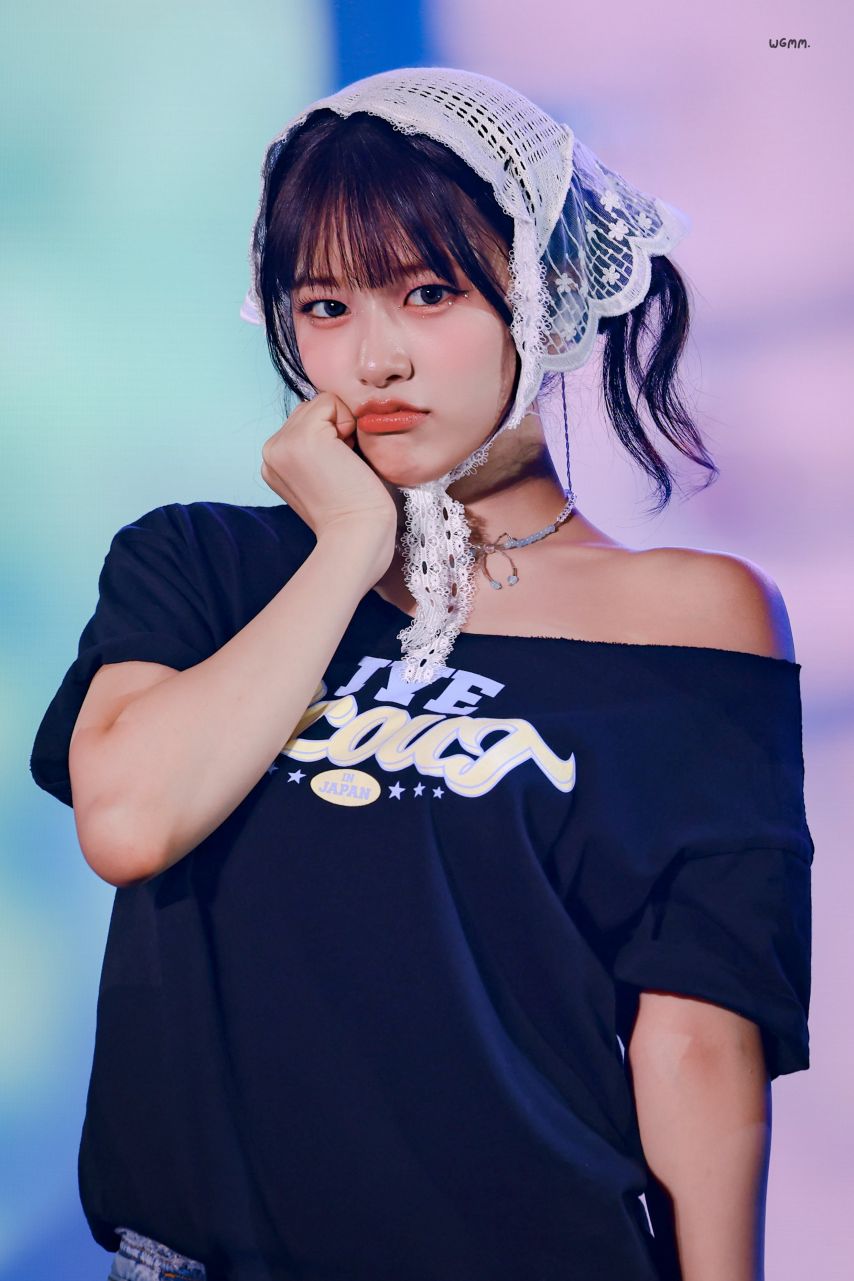 아이브 안유진