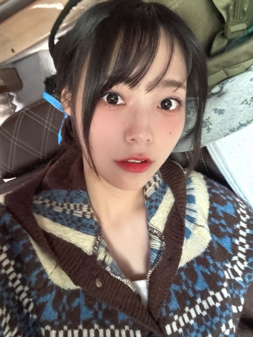 qwer 마젠타, 시연
