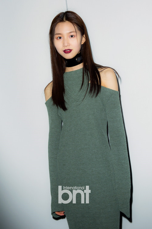 모델 엄예진