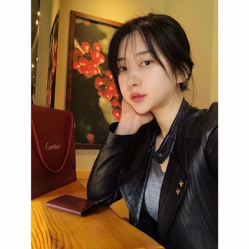 모델 신재은