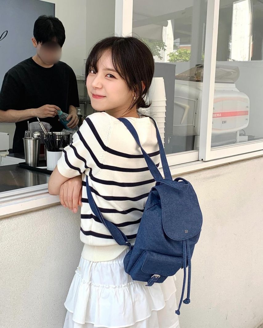 모델 김지영
