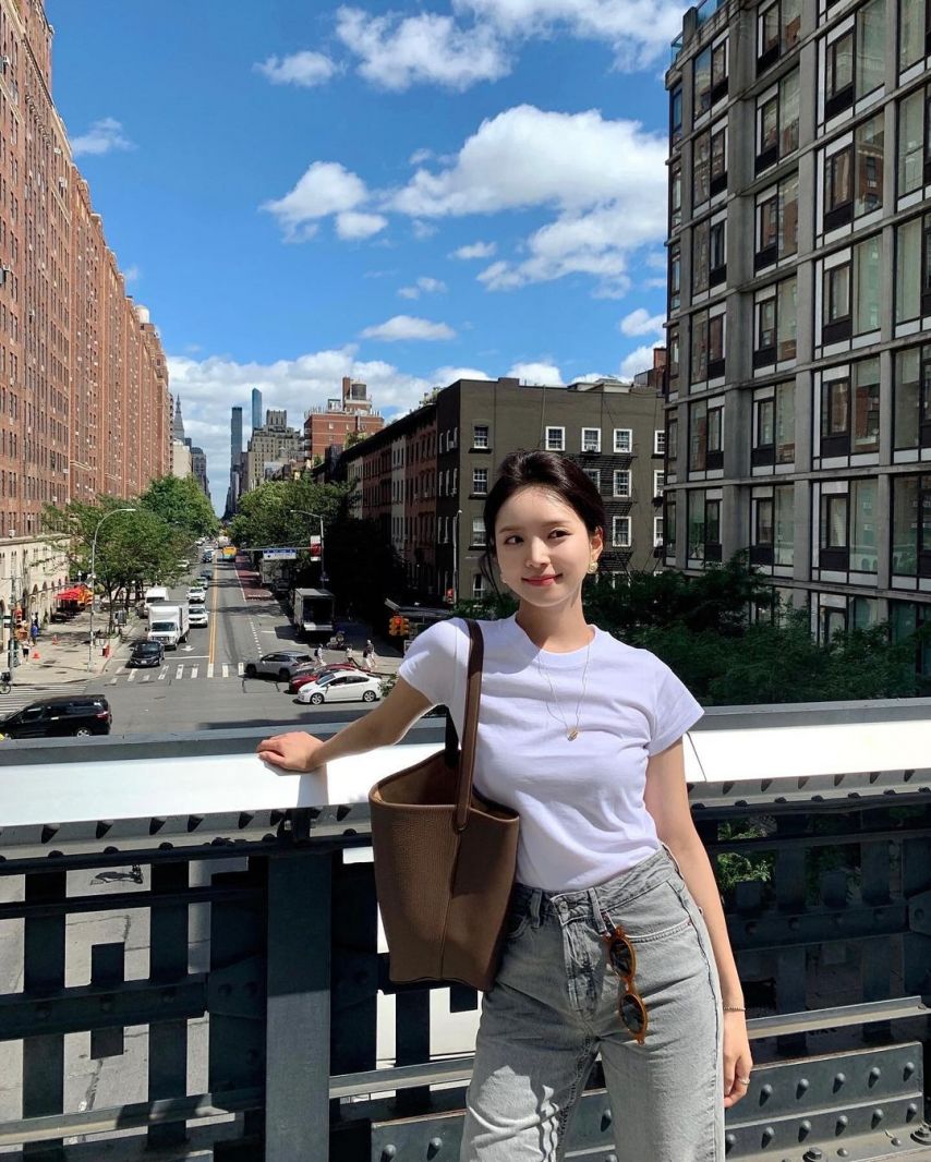 모델 김지영