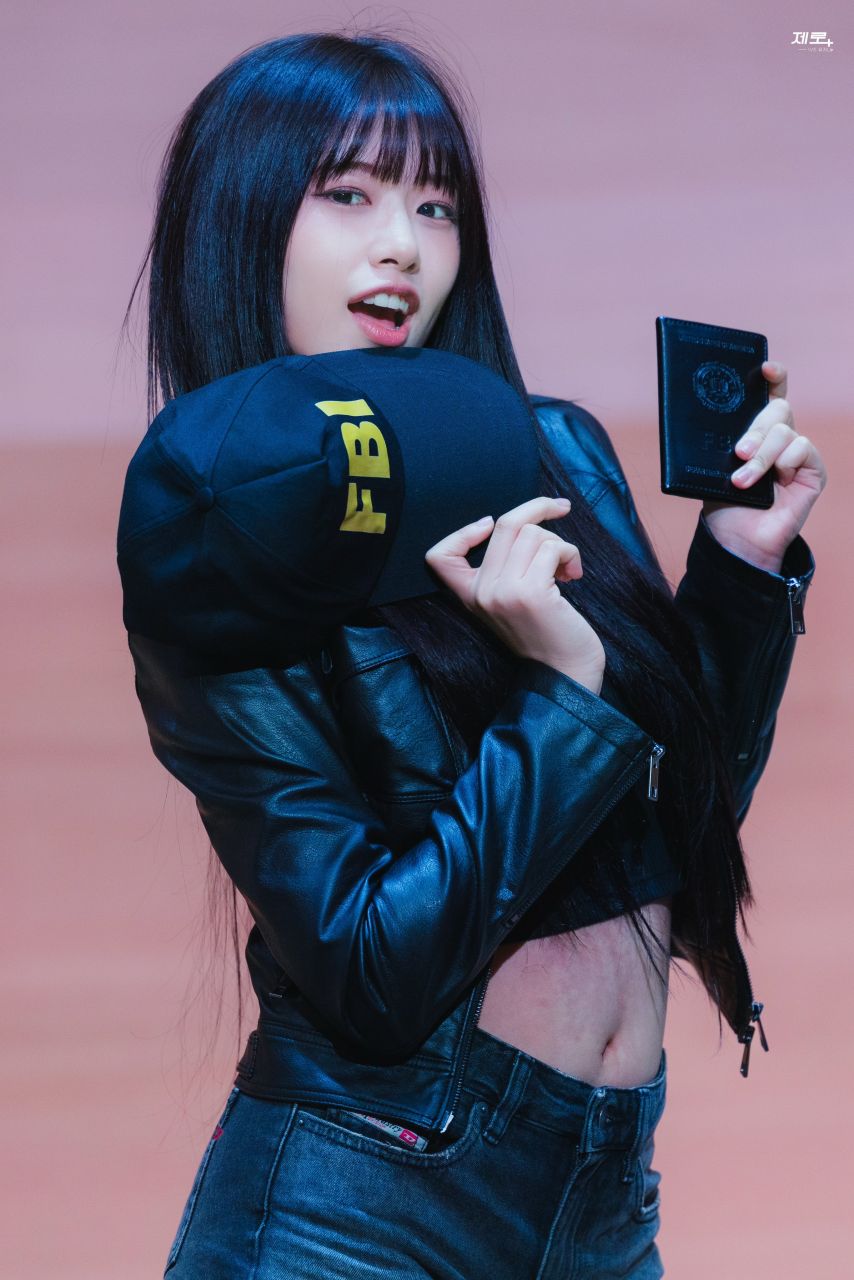 아이브 안유진